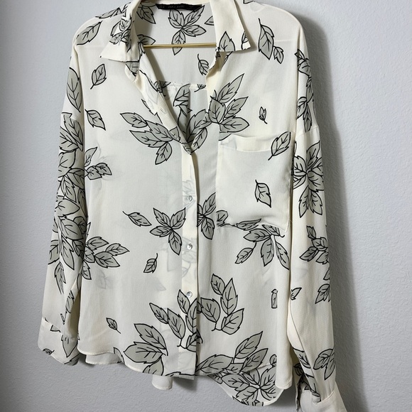 EUC Zara Basic Green Leaf Flowy Blouse Top, Size Medium - Picture 2 of 7
